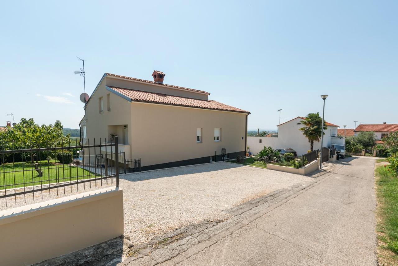 Apartman Dobrec Poreč Zewnętrze zdjęcie